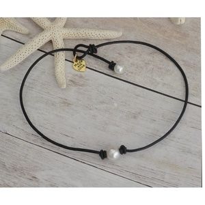 Leather and Freshwater Pearl Choker Necklace